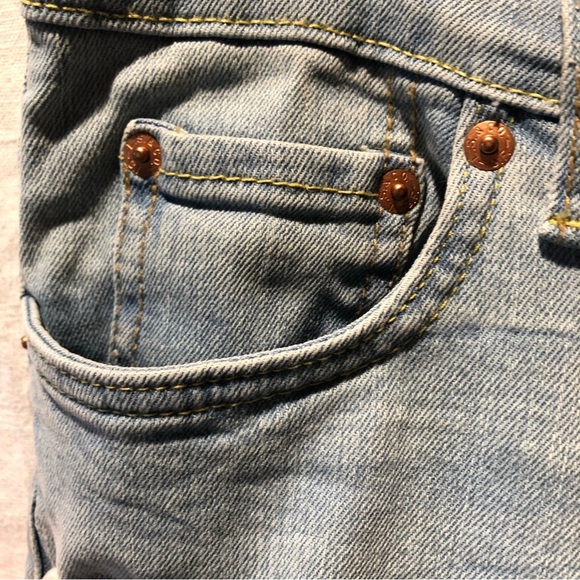 Mens Levi’s light wash style 502 regular taper jeans great condition 30 x 32 - Picture 3 of 10